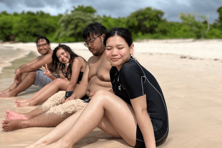 Excursión privada de un día a la playa Pink Beach y las islas Gili del sureste.Excursión privada de un día a Pink Beach y las islas Gili del sudeste