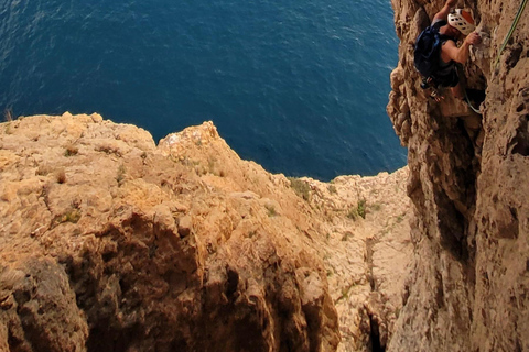 Alicante: Guided climbing "Parle" route