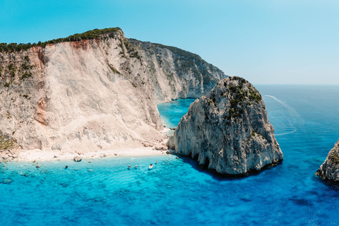 Prywatna łódź na Zakintos: jaskinie Keri, Mizithres, Agalas (maks. 5 osób)