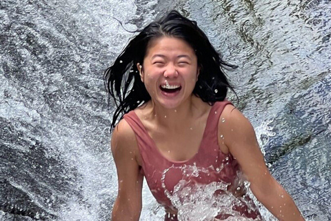 San Juan : Excursion au toboggan aquatique et aux chutes d'eau d'El Yunque avec collations