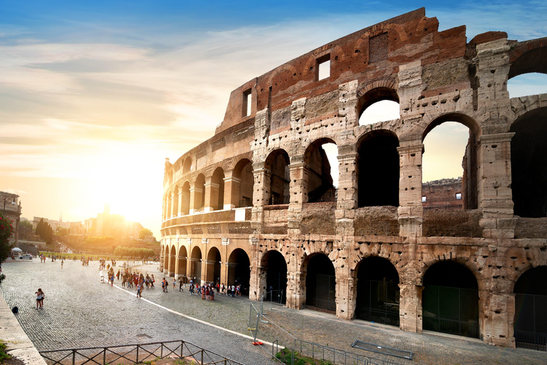 Roma: Coliseo, Foro y Palatino Alojado Skip-the-LineRoma: Coliseo, Foro y Colina Palatina Ticket de entrada sin colas