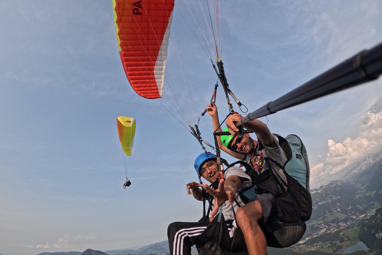 Lucerne: all incl. paragliding / cable car / pics / 4k-video