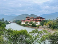 Short & Sweet Tour of Bhutan - Housity