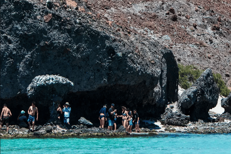 La Paz: Boat ride to Espiritu Santo island and sloop