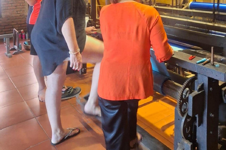 Hoi An: Excursión al Pueblo de la Seda con Comida o Cena