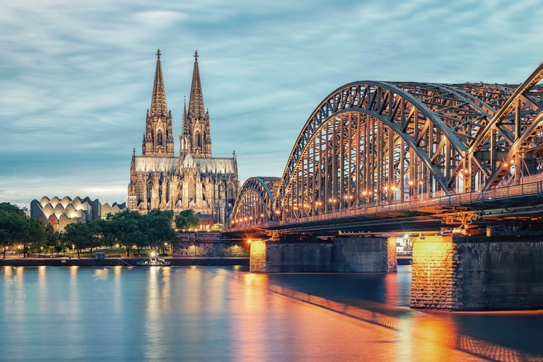 Cologne: Old Town Highlights Private Walking Tour 4-Hours Private Guided Tour