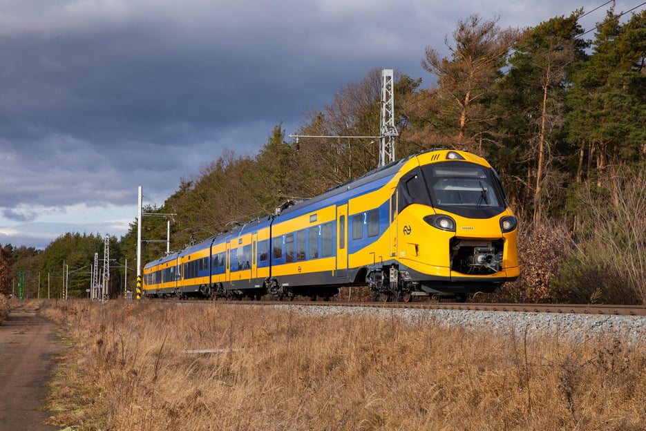 Discover Efteling with train+bus ticket to/from Amsterdam