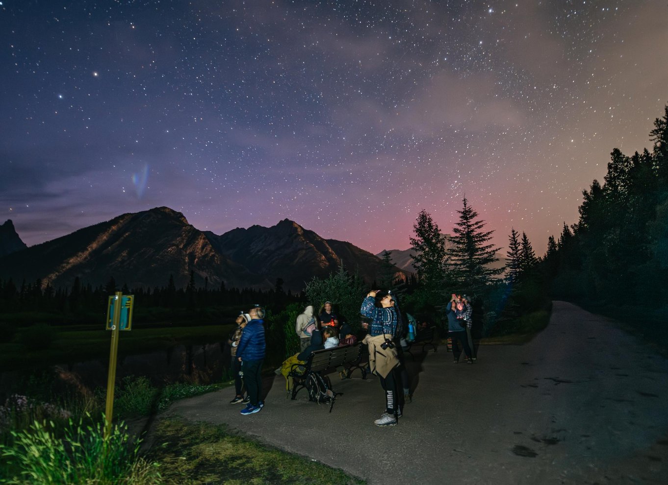 Banff: Aftenvandring med solnedgang og stjerner