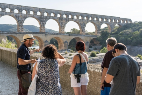 Depuis Avignon : pont du Gard, Saint Rémy et les Baux