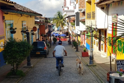 Medellin: Private 8-day Immersive Cultural Tour & Day Trips Private Group up to 6 People
