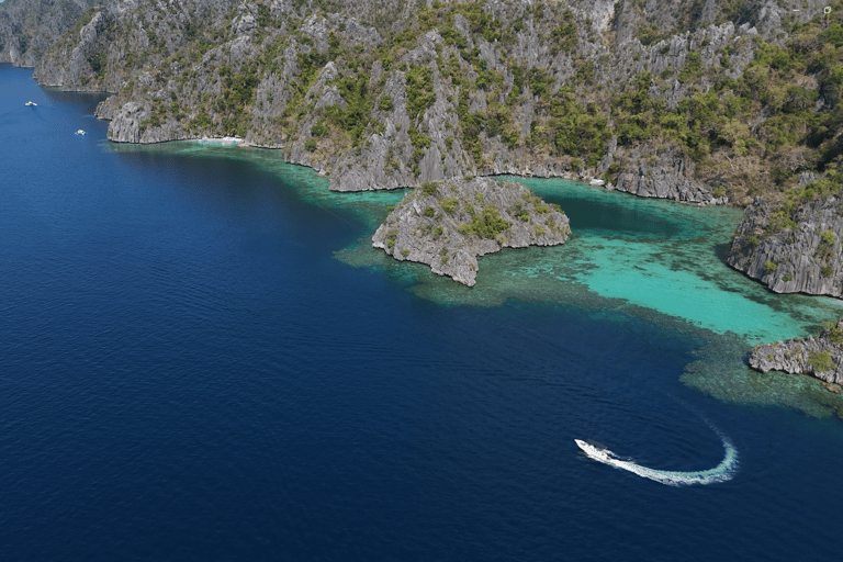 Coron Private Speedboat Tour with Exclusive Lagoon Lunch