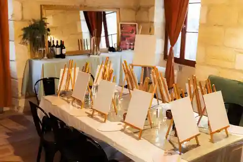 Introdução à pintura com vinho tinto
