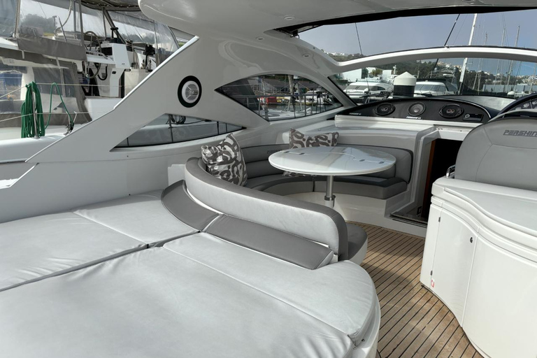 Xclusive Luxury Yacht AlbufeiraAlbufeira Xclusive Yacht di lusso