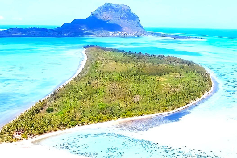 Île aux Bénitiers: Catamarantocht met dolfijnen kijken & lunch