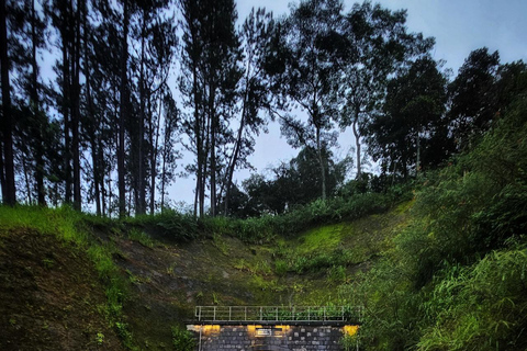 康提：兰博达瀑布和普纳瀑布，以及安布鲁瓦瓦天空塔日落康提：兰博达瀑布和普纳瀑布，以及安布卢瓦瓦天空塔日落之旅