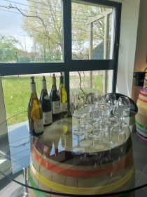 Private Tasting in Beaune , The Best of Burgundy Wines - Housity