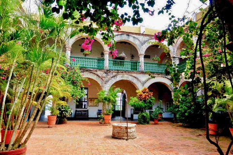 Cartagena: VIP CITYTOUR with air conditioning Cartagena: CITY TOUR WITH PANORAMIC AIR AUDIOGUIDE