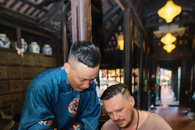 Hue：杯中莲茶艺工坊英语课