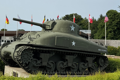 Paris: Normandy D-Day, Omaha Beach & American Cemetery Paris: Normandy D-Day Round-Trip Experience