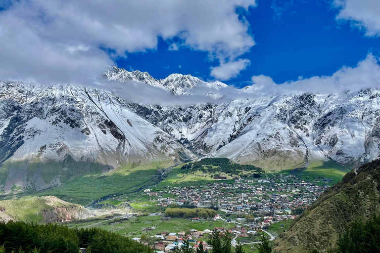 من تبليسي: رحلة نهارية إلى كازبيجي