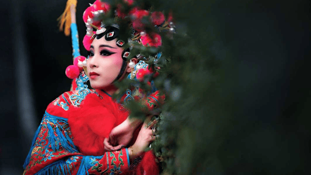 Beijing: Traditional Cultural Show Peking Opera Tickets