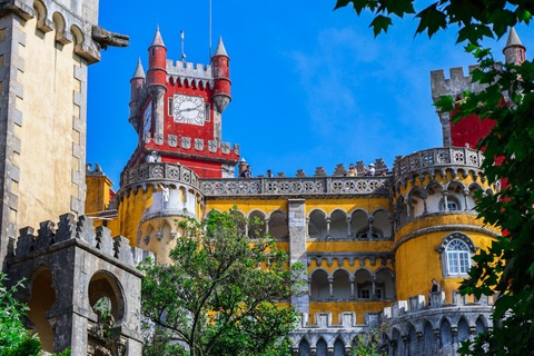 Von Lissabon aus: Fátima, Nazaré &amp; Sintra - 3 Städte geführte StadtführungTour auf Portugiesisch