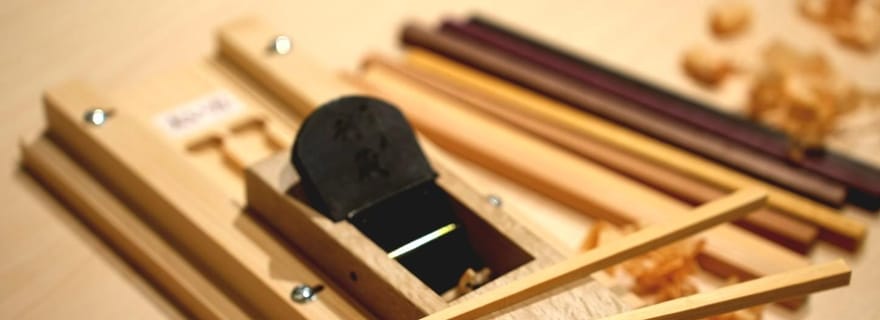 Atelier de fabrication de baguettes à Osaka