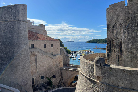 Dubrovnik: Game of Thrones e excursão a pé pelas muralhas da cidadeDubrovnik: excursão a pé por Game of Thrones e City Walls