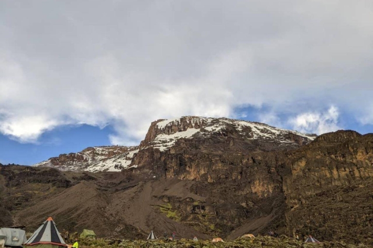 Trekking au Mont Kilimandjaro : 7 jours sur la route MachameTrekking au Mont Kilimandjaro : 7 jours Route Machame (1 personne)