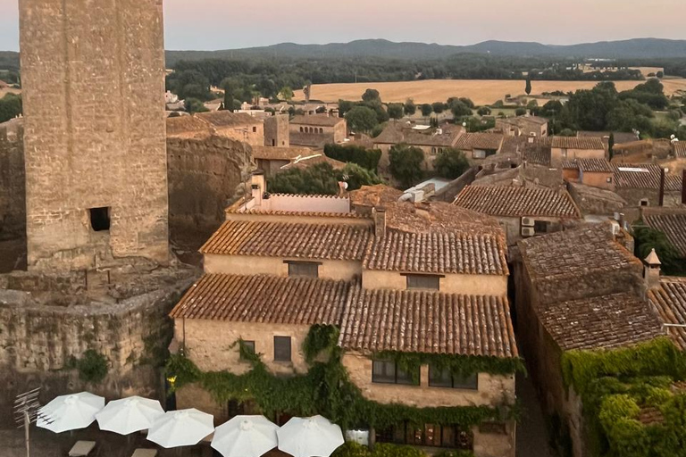 Barcelona: Private Trip, Girona, Medieval Town, Coast & Wine Private Day Trip