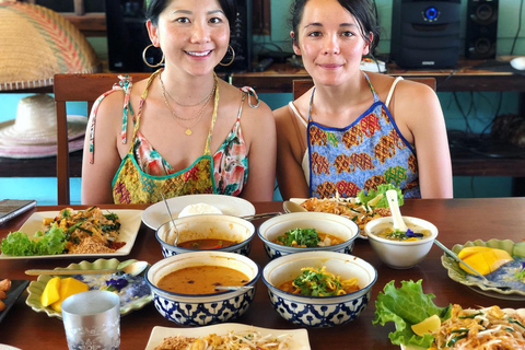 Expérience de cuisine thaïlandaise biologique à Chiang Mai