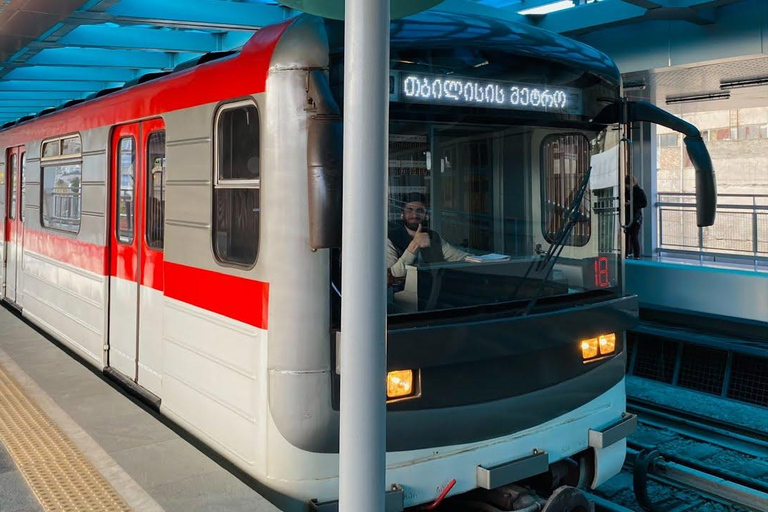 تبليسي: حيث لا يذهب السياح - جولة السكك الحديدية المنسية