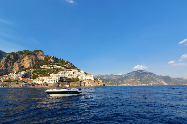 Amalfi Coast: Hidden Caves & Beaches by Private Boat