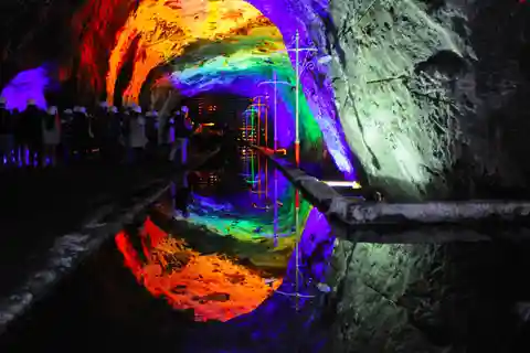 Bogota: Private Tour to the Stunning Nemocon Salt Mine