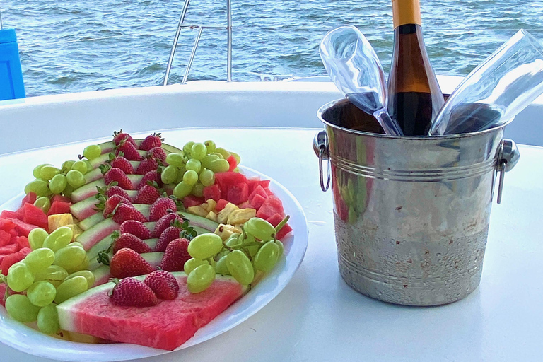 Brisbane: Halbtagestour Moreton Bay Sailing Tour mit Antipasto