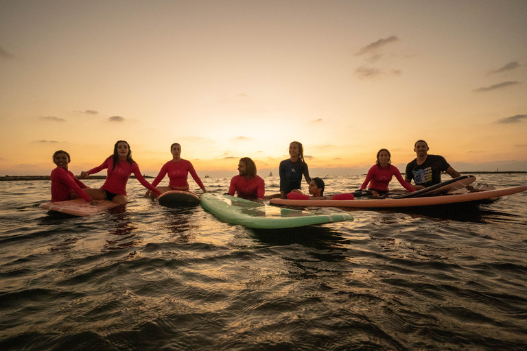 Tel Awiw: wypożyczalnia desek surfingowych lub boogie w Beach ClubWynajem deski Boogie