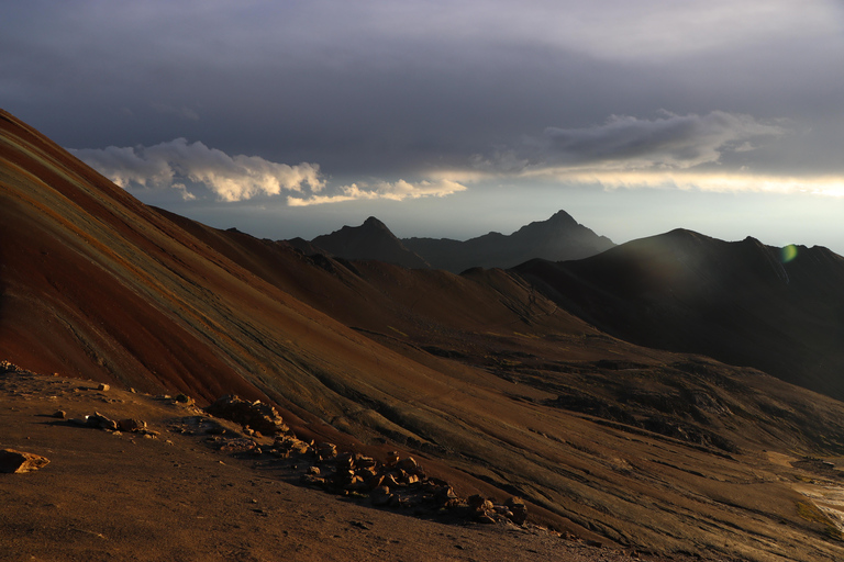 08 صباحاً جولة جبل قوس قزح المغادرة: جولة صباحية متأخرة