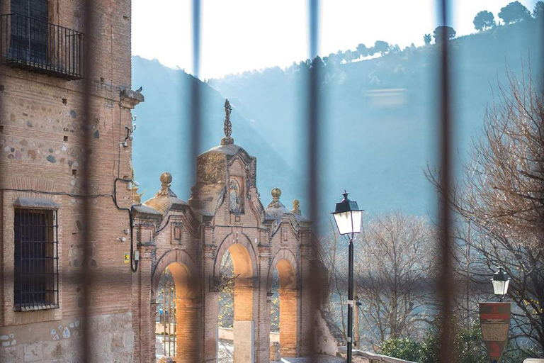 Granada: Sacromonte Abbey Entry Ticket