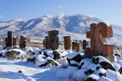 Tour privado de invierno de 3 días en Armenia desde Ereván