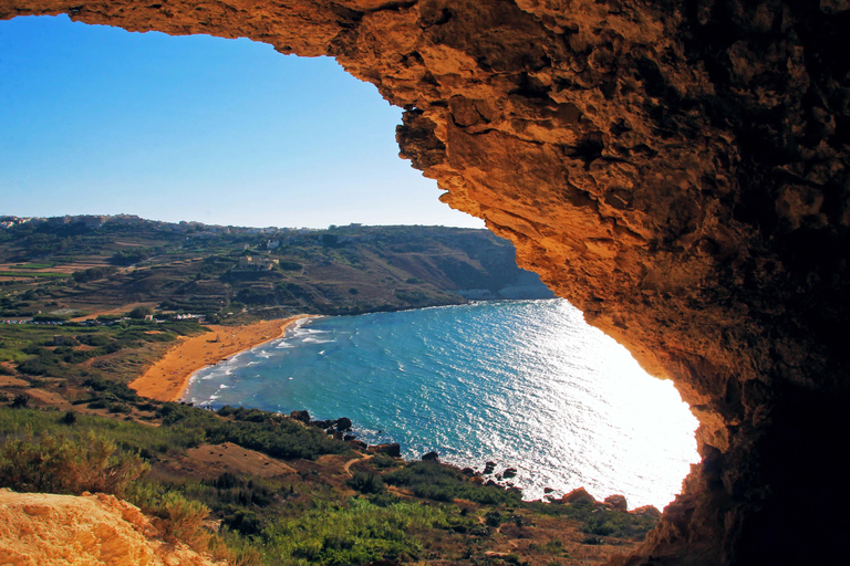 Desde Malta: Excursión en Buggy 4x4 por Gozo con Comida y TrasladosCon un anfitrión del tour que habla polaco