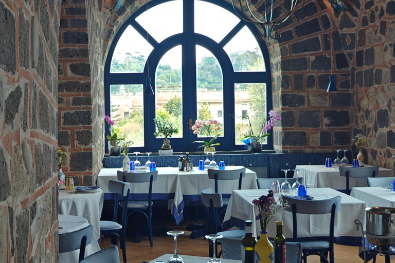 Sorrento Coast: Discover Hidden Gems by Vespa with a Buddy