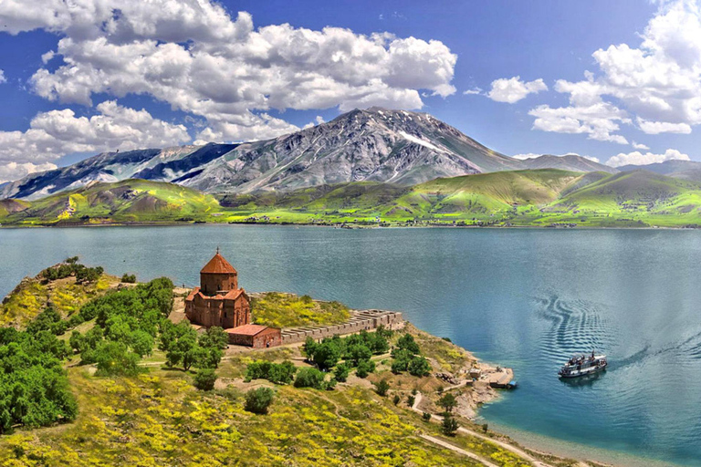 Day Trip from Tbilisi to Armenia: Sevan Dilijan and Yerevan