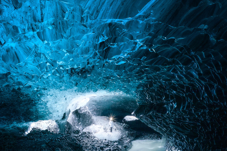 Jökulsárlón: Ice Cave and Glacier Hike Tour by Super Jeep