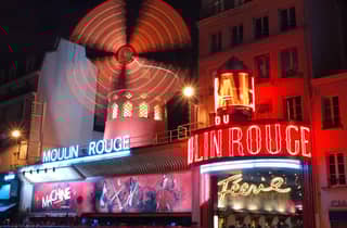 Paris: Sightseeingtour am Abend und Moulin Rouge Show