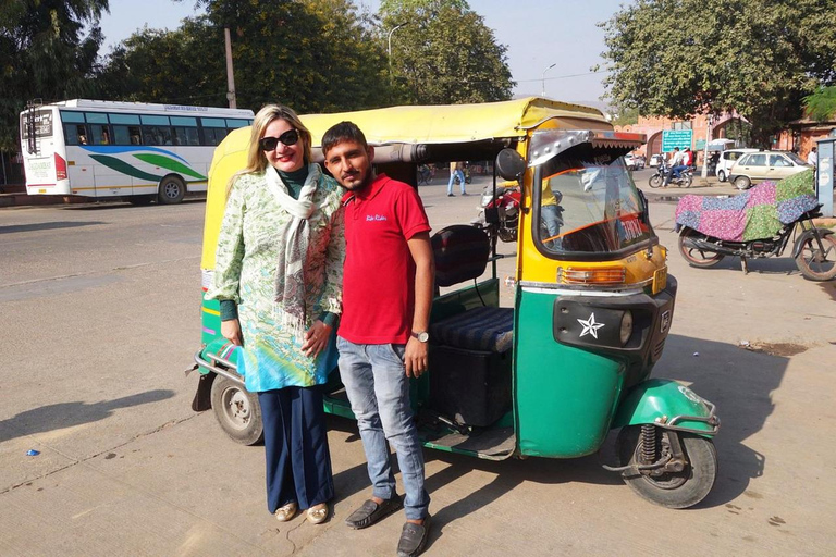 Jaipur: Excursão particular de 1 dia pela cidade em Tuk-Tuk com serviço de buscaTukTuk e Motorista