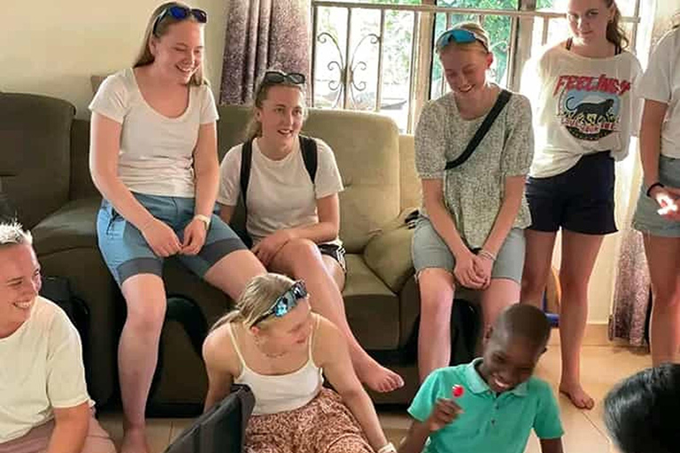 Watamu: Besuch von Kinderheimen und Spendentour.