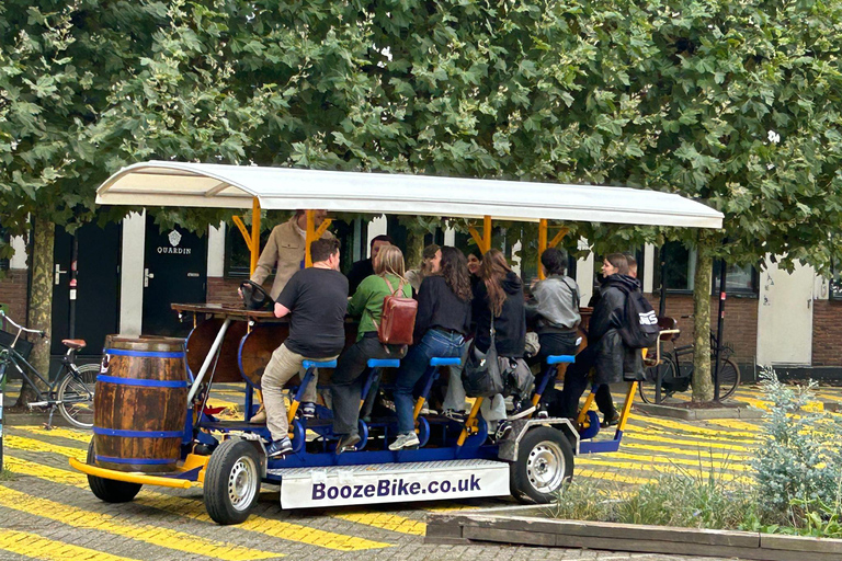 Liverpool: Original Beer Bike ExperienceBierbike - Gruppe von 6 bis zu 8 Personen