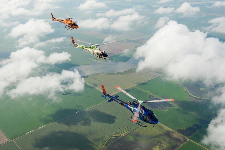 Privater Hubschrauberflug zum Weinberg mit Premium-Verkostung