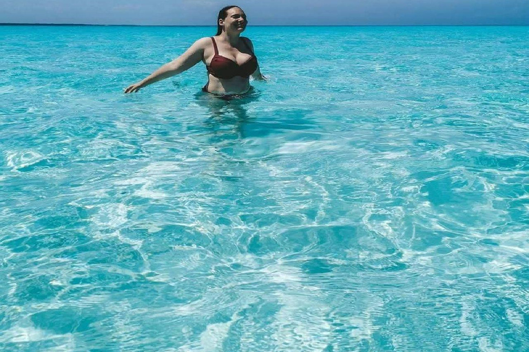 Stone Town & Nakupenda Sandbank – Full-Day Tour with Fruits Stone Town & Nakupenda Sandbank–Full-Day Tour With BBQ luch