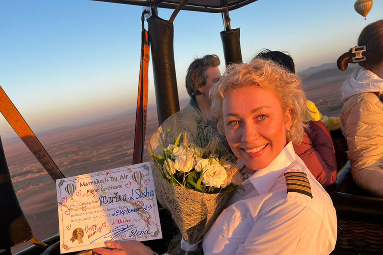 Marrakech: Volo in mongolfiera, colazione berbera e giro in cammello